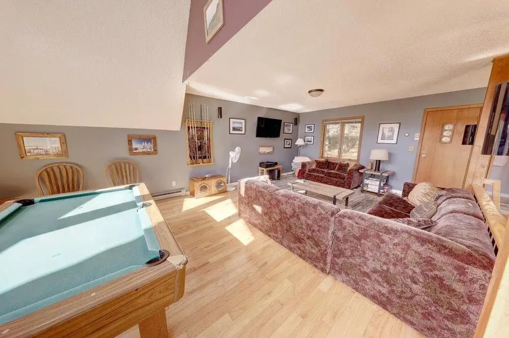 Koby 4 Bedroom Home by Redawning