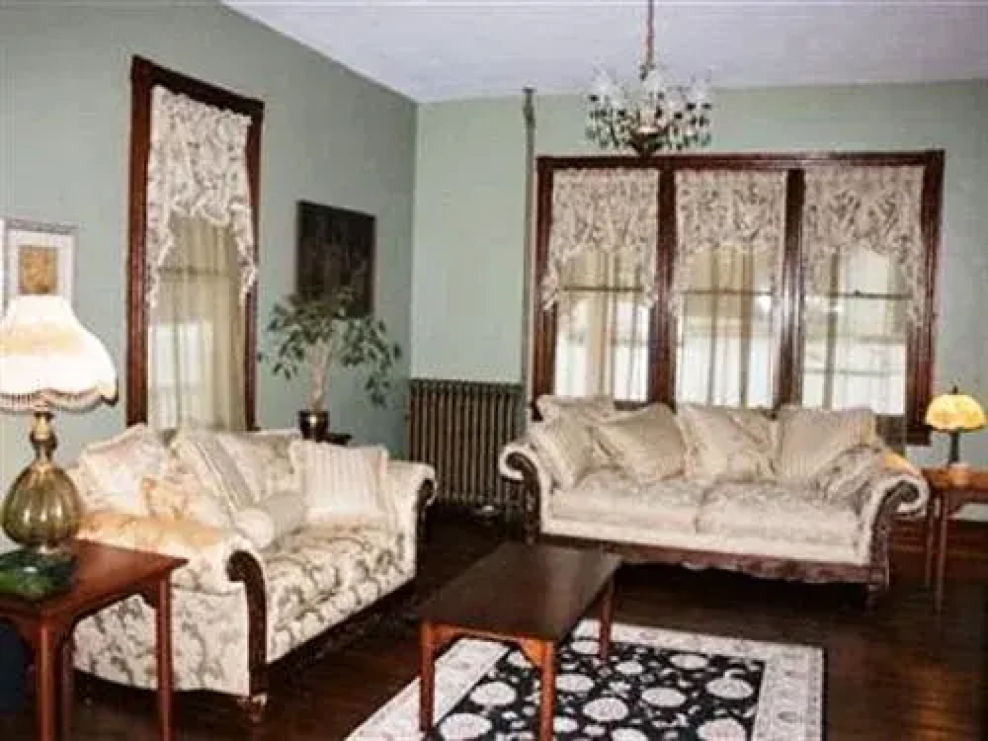 The Alexander Benjamin House Country Lodging