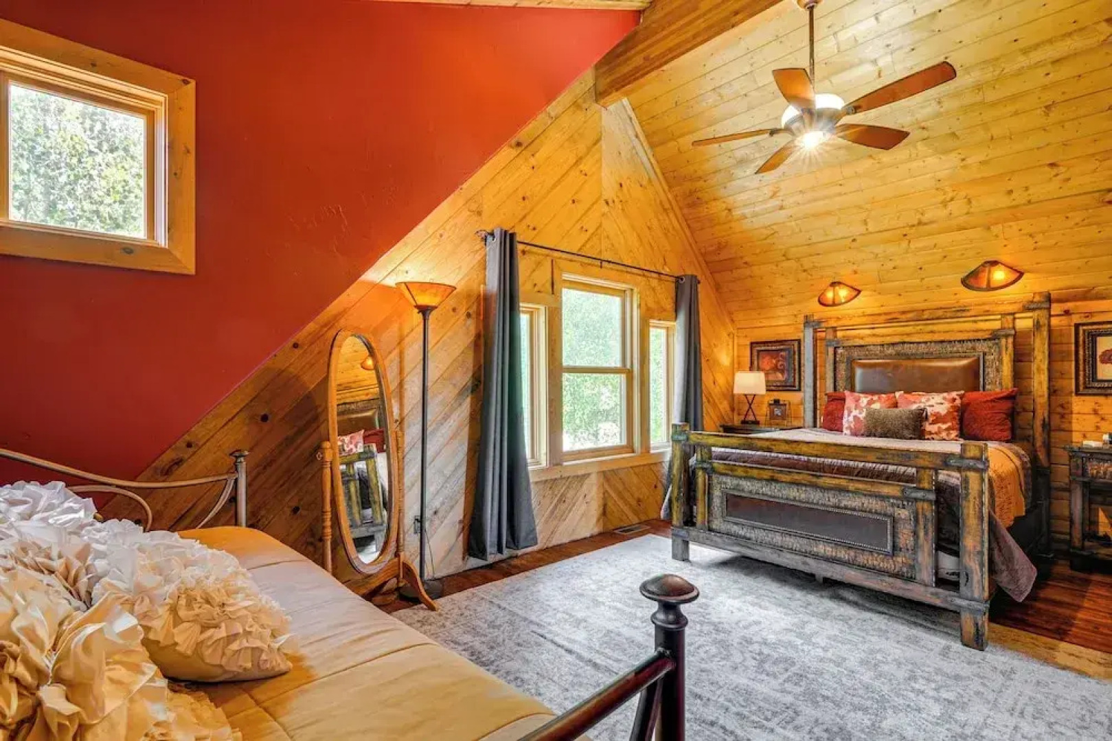 Cozy Family Cabin: Game Room, Near National Parks!