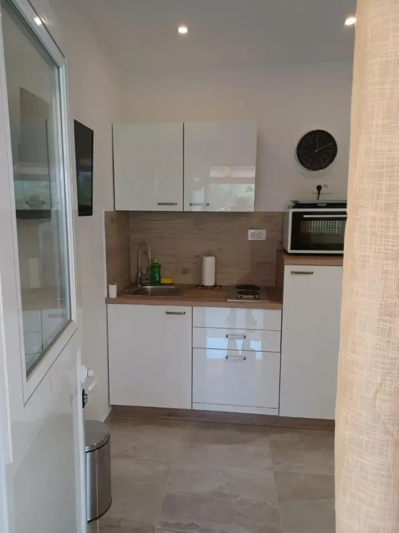 Apartments Ivan & Ana