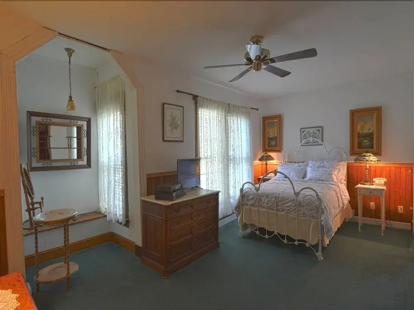 The Washington Irving Inn