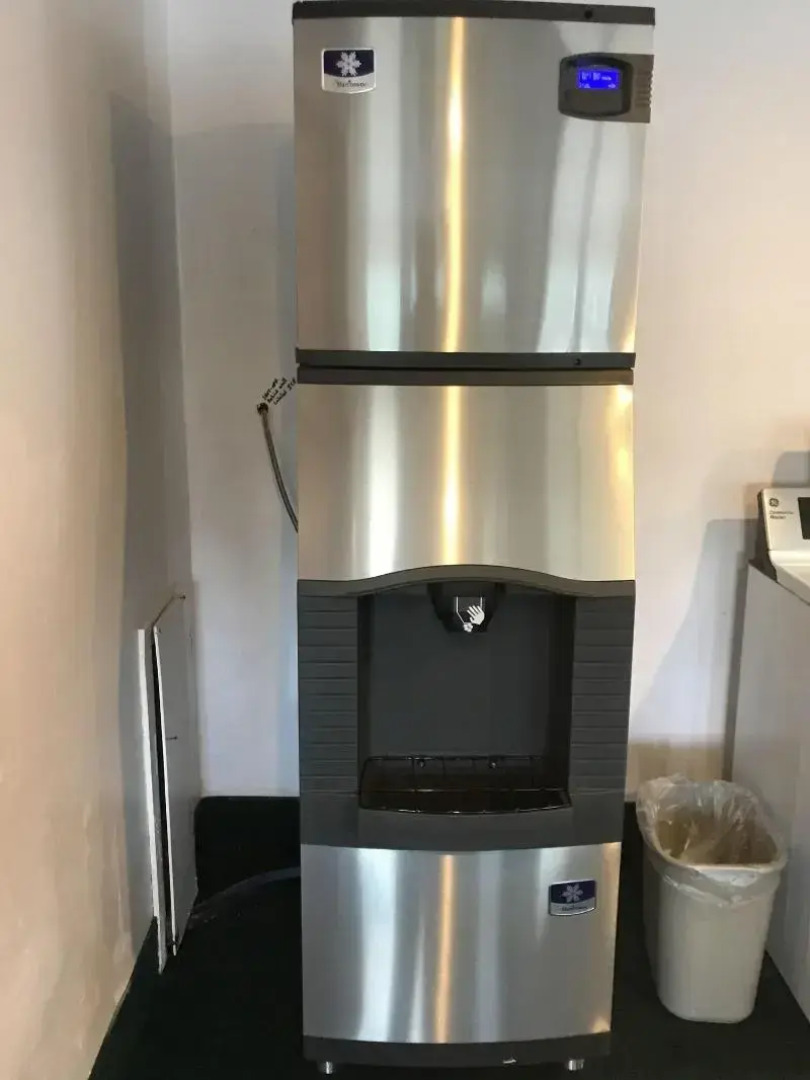 Swiss Chalets Village Inn