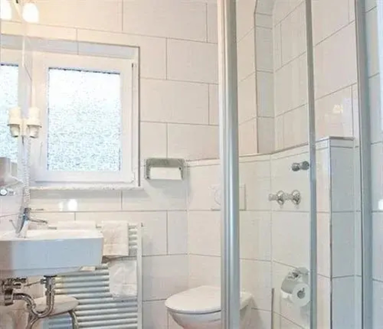 Cifu Zhongyuan International Hotel