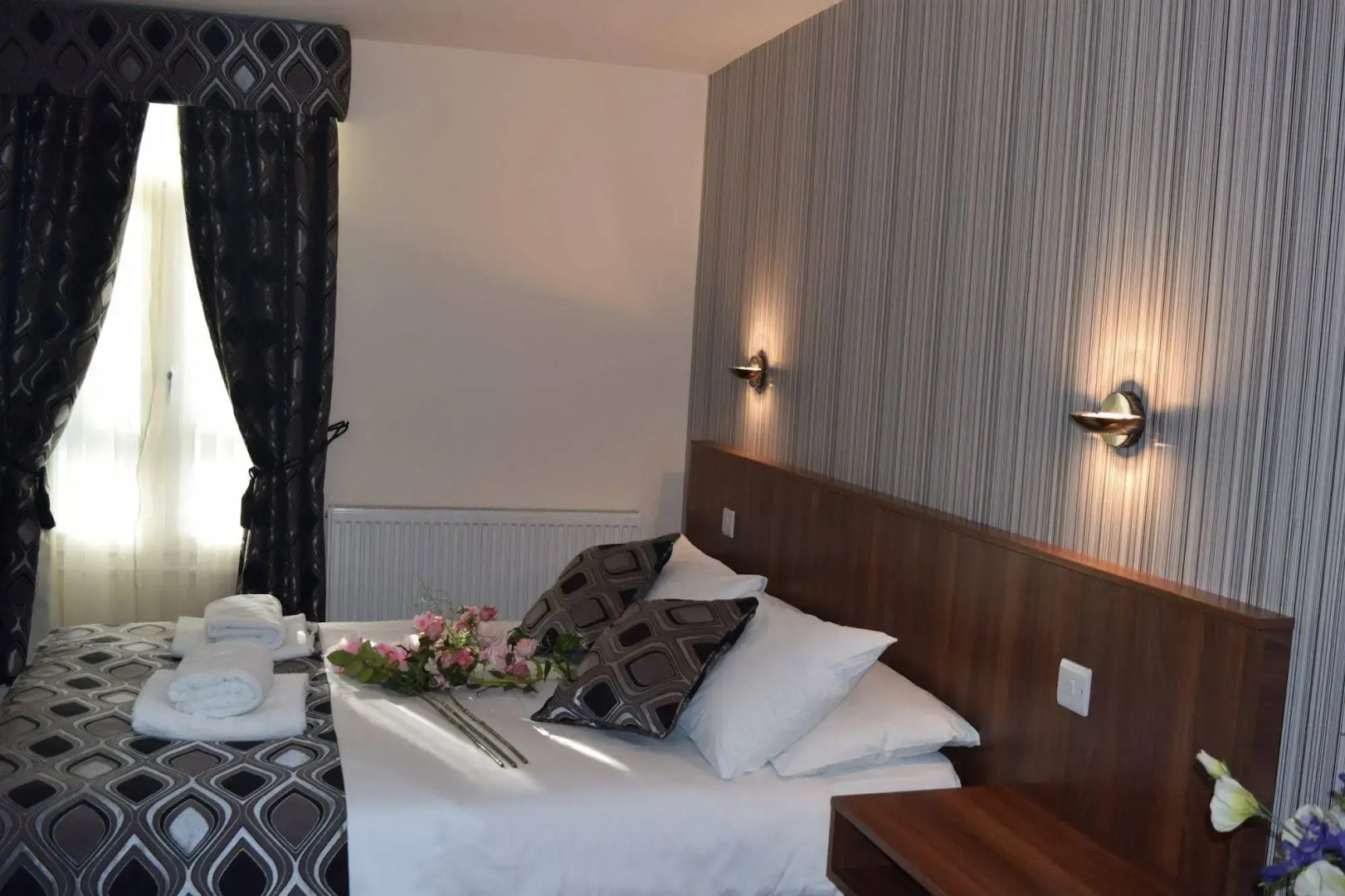 OYO Star Anglia Hotel