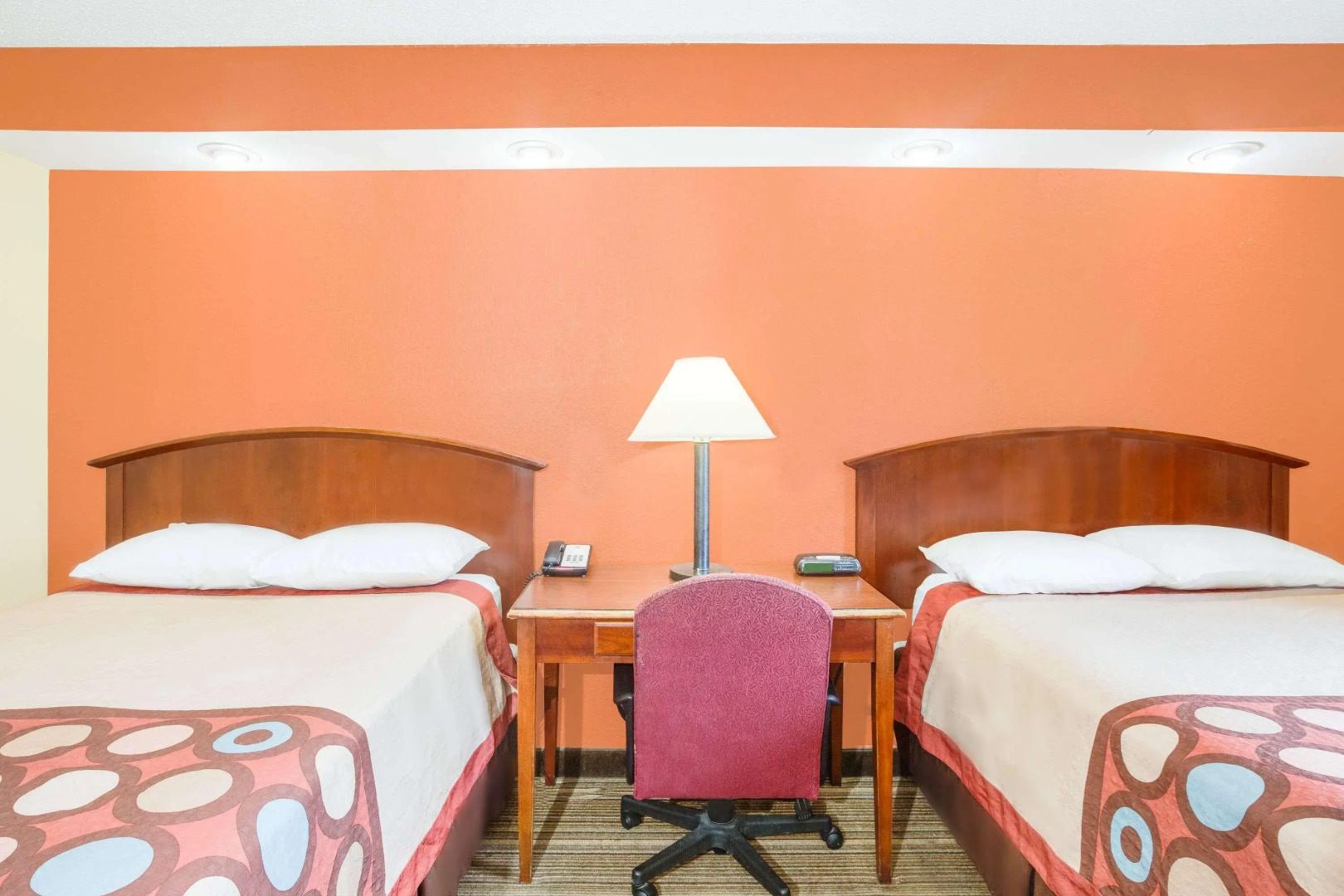 Coastal Inn & Suites - Wilmington, NC