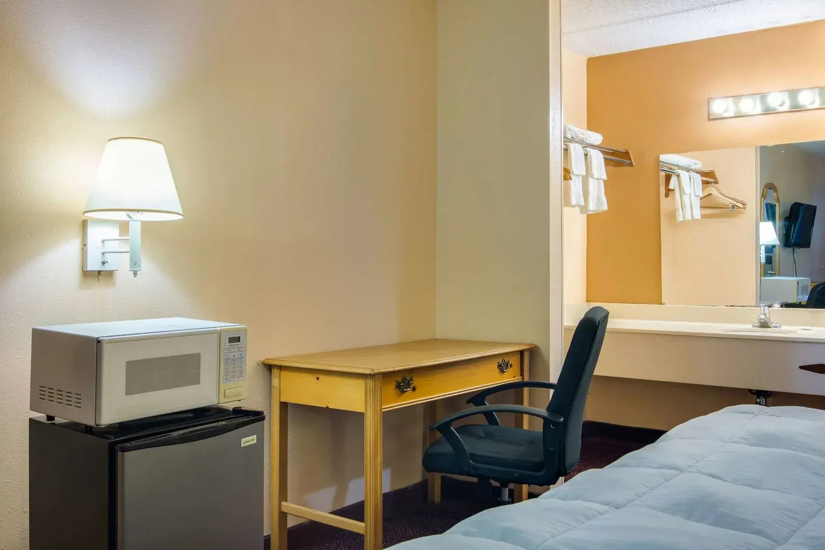 Motel 6 Macon, GA