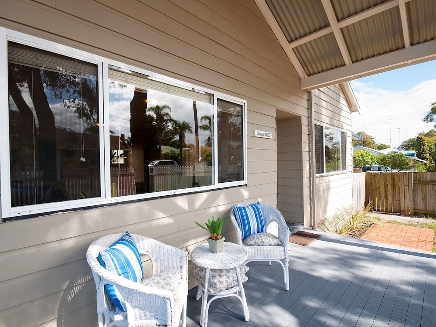 Harry's House, 19 Achilles Street