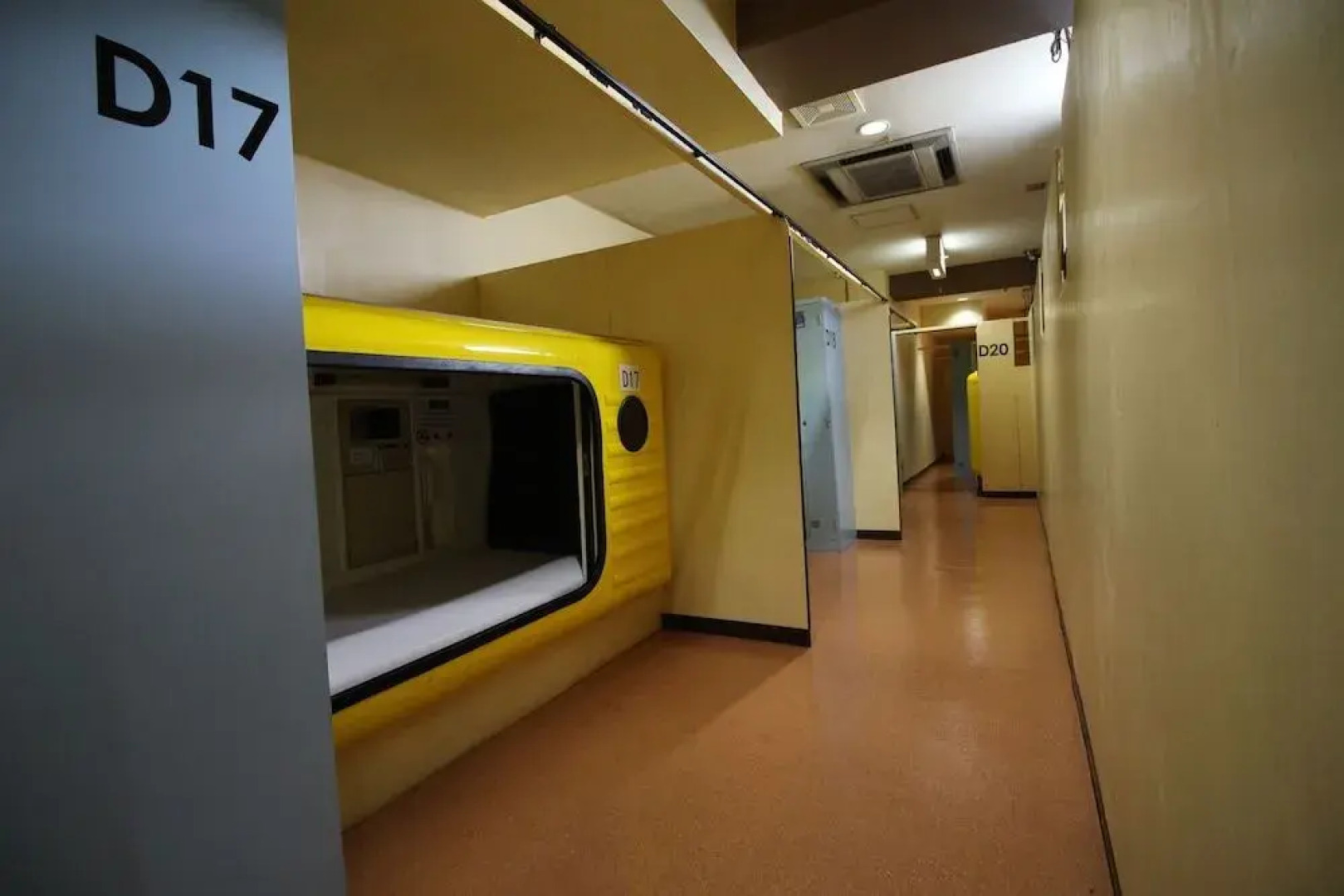 Capsule Hotel Shonan
