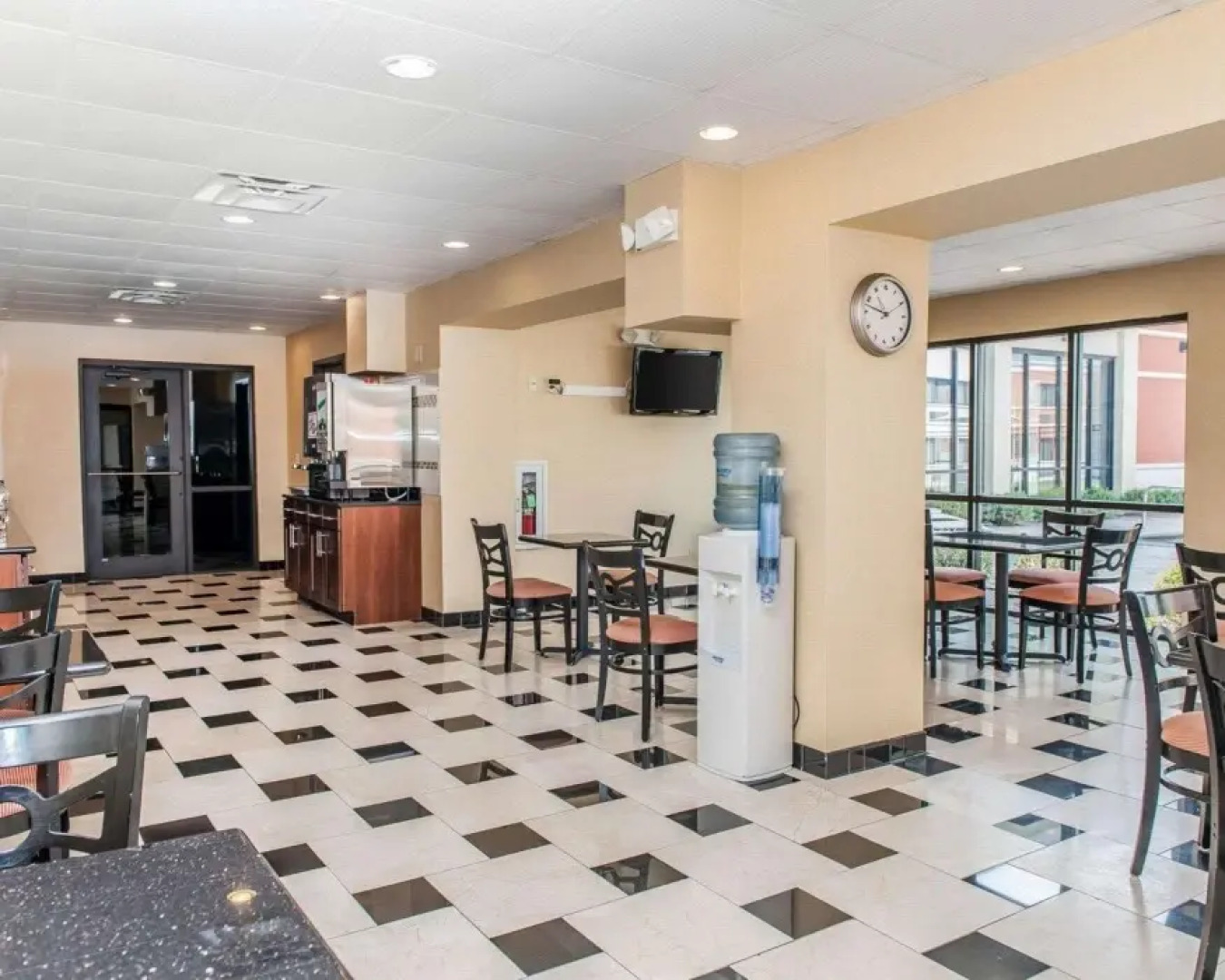 Quality Inn & Suites  Mattoon Area