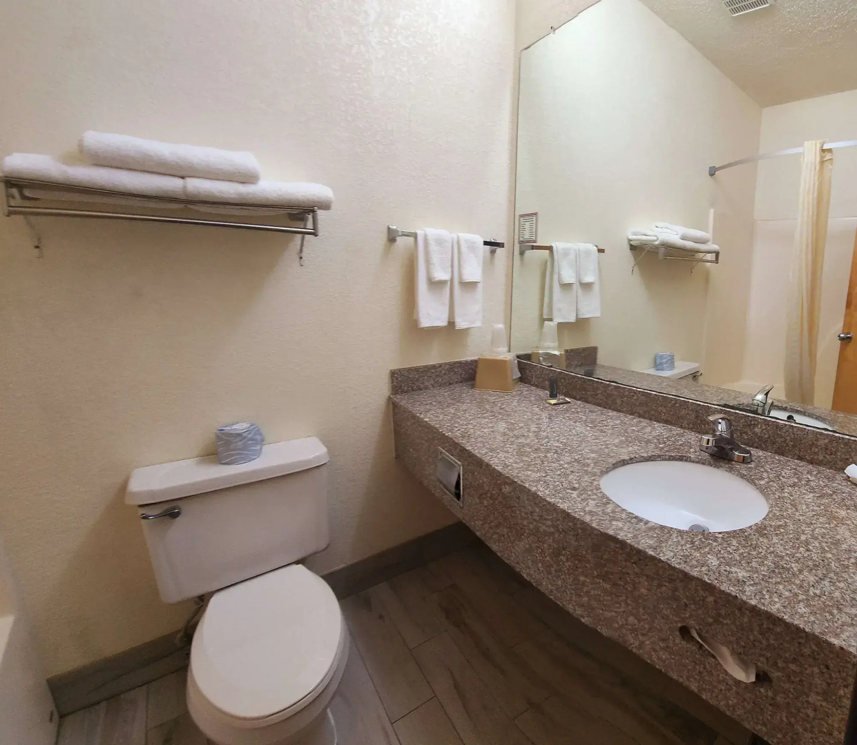 Americas Best Value Inn & Suites Foley Gulf Shores