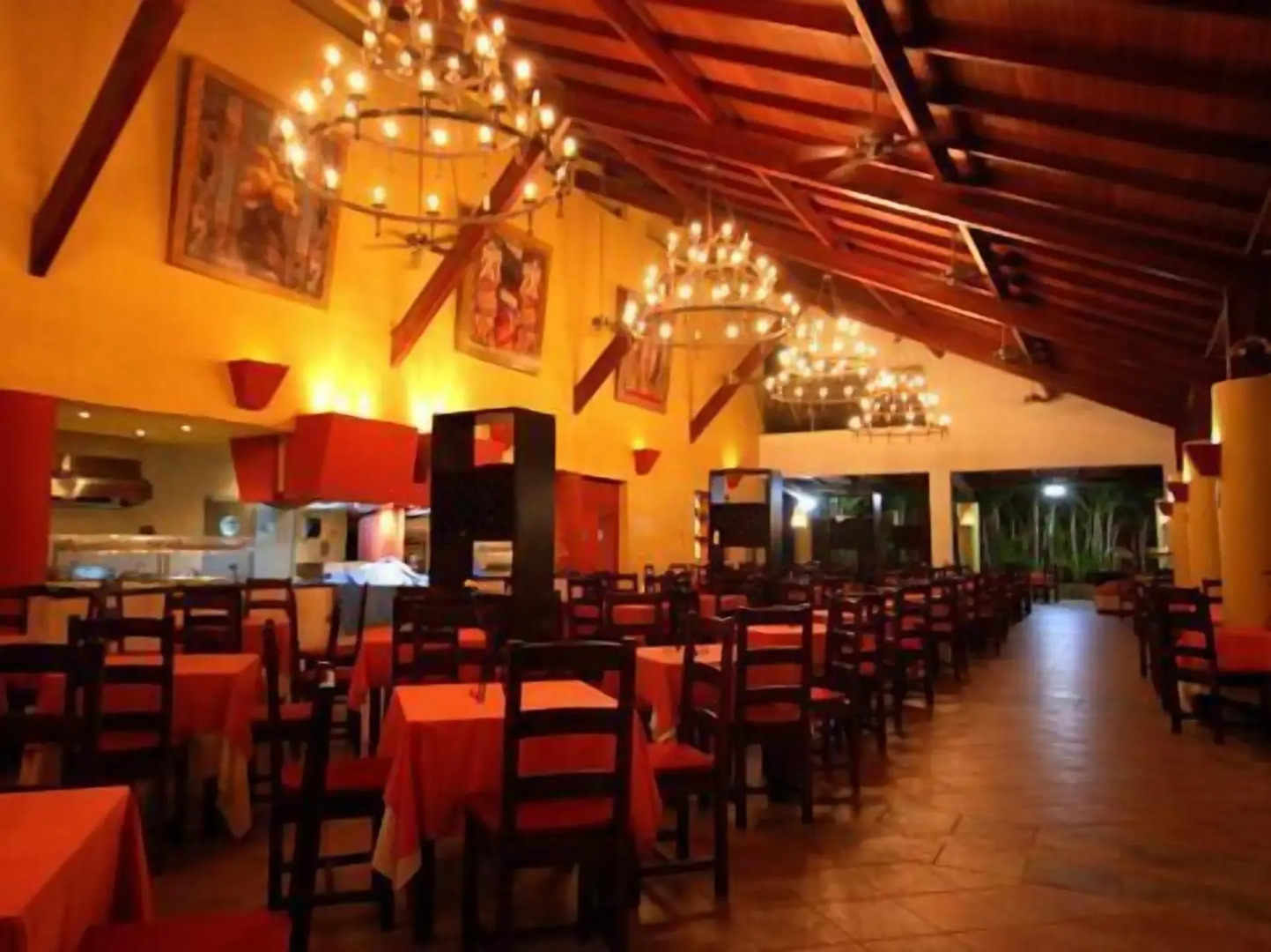 Hesperia Playa el Agua