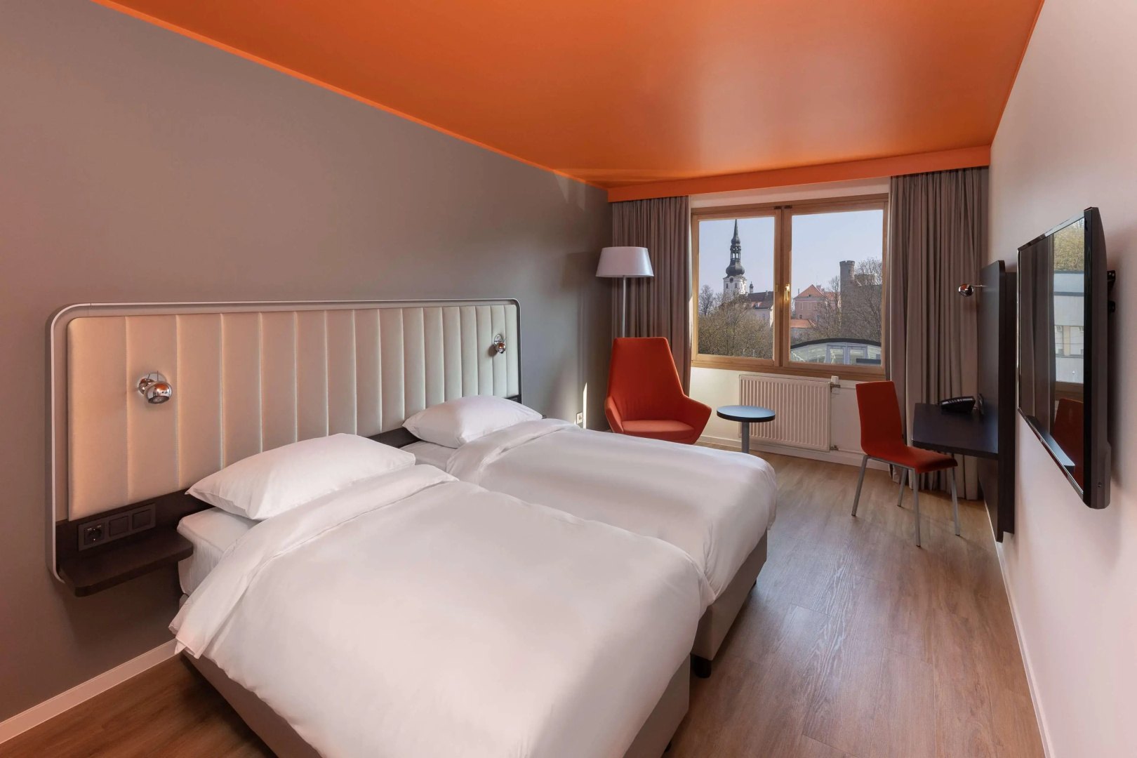 Отель Park Inn by Radisson Meriton Conference & Spa Tallinn