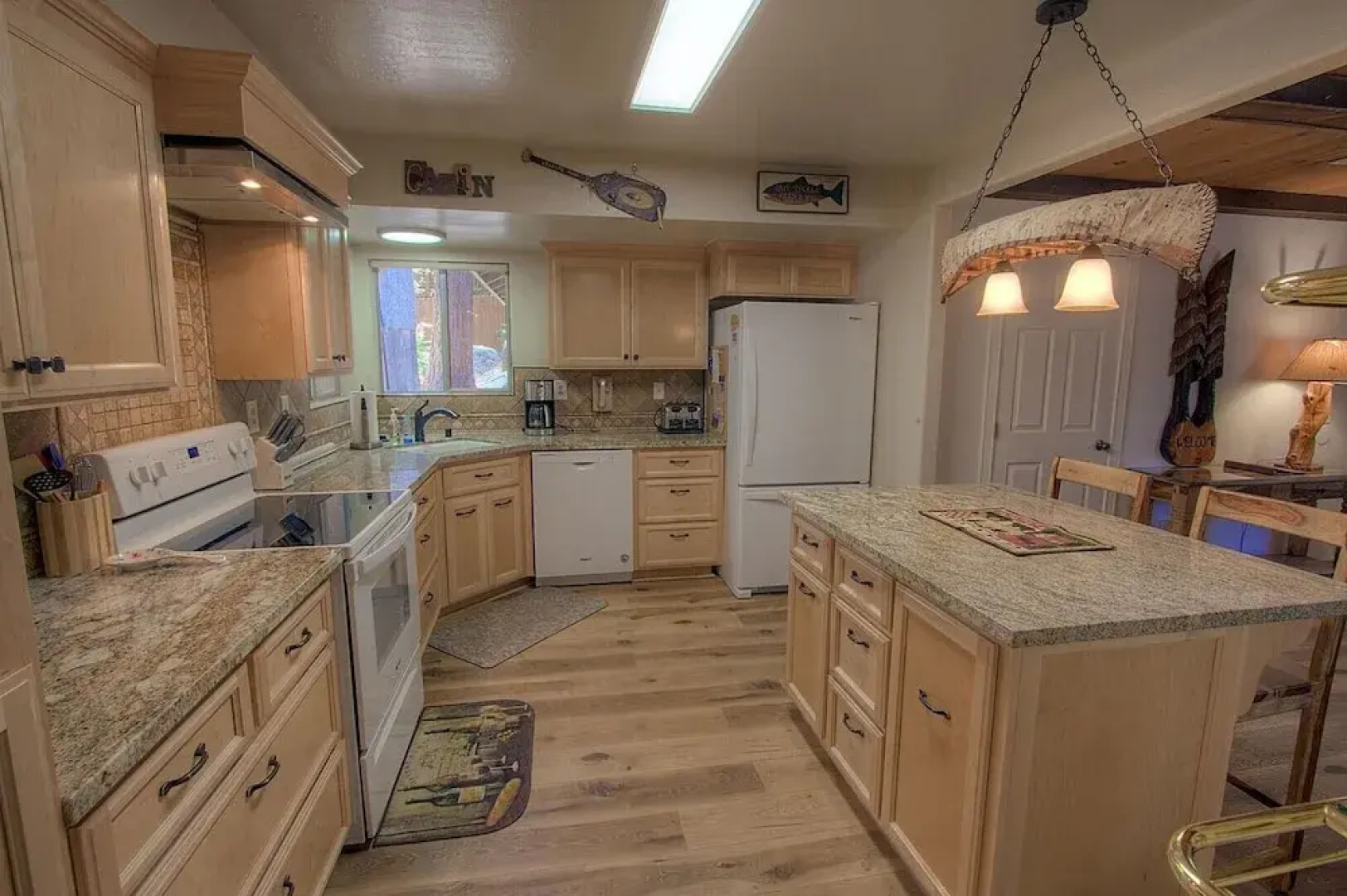 Bowers Mansion 3 Bedroom Home by Redawning