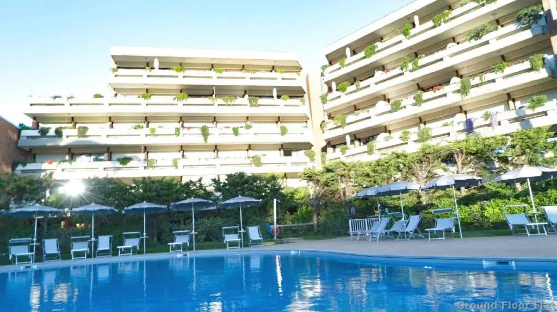 Home Away Livorno - Suite Livorno Holiday Home Group