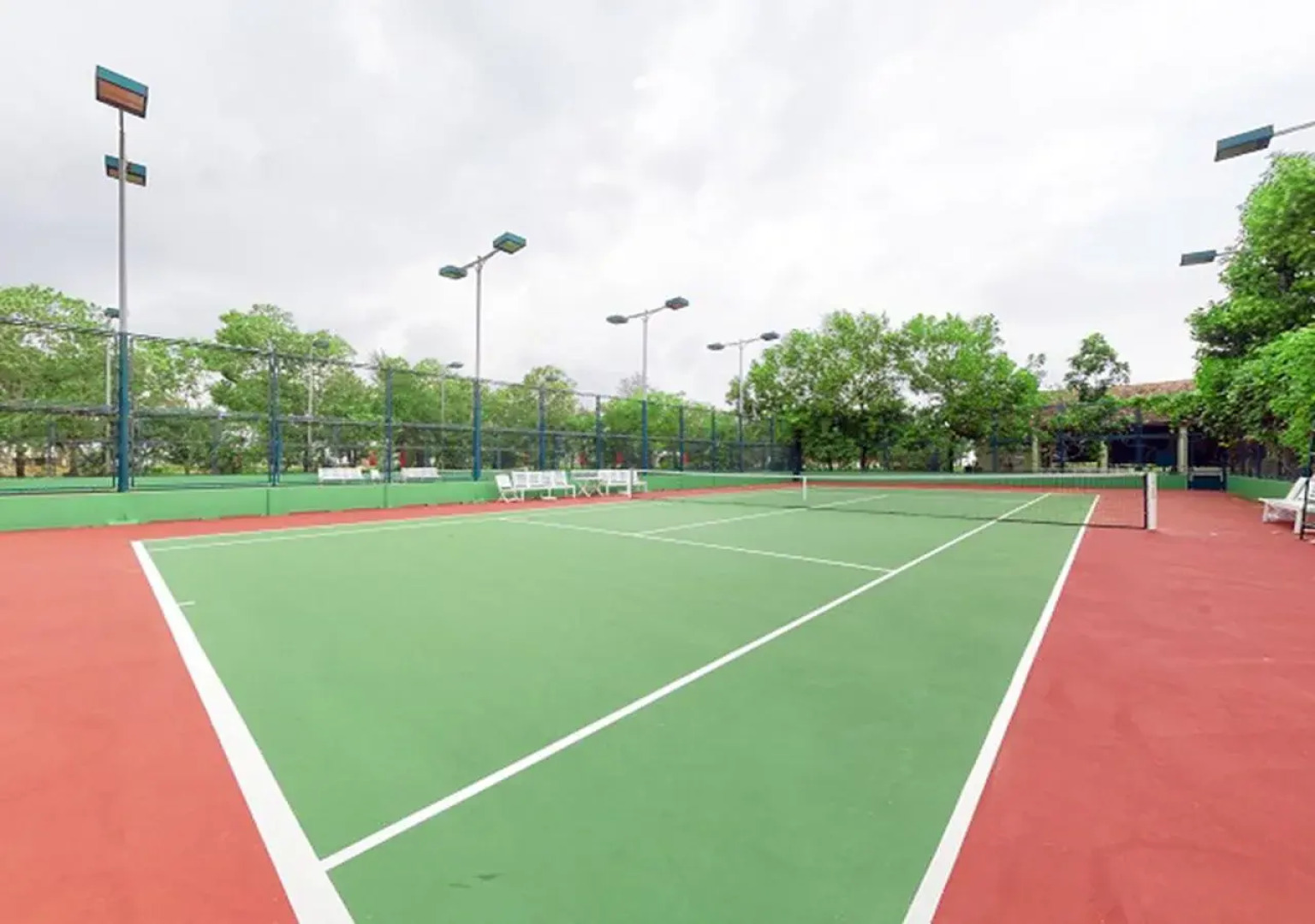 Sun Spa Resort & Villas