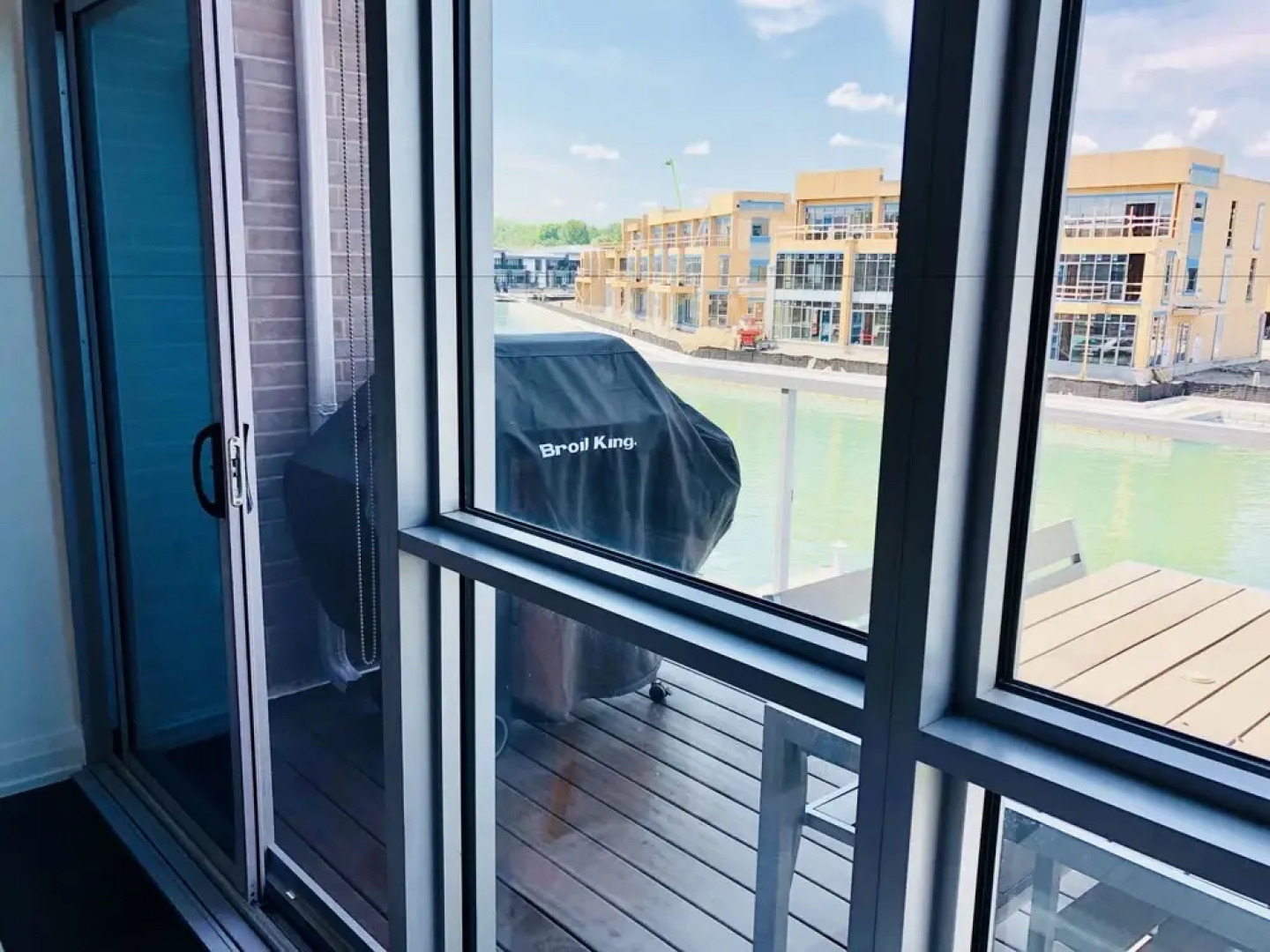 Friday Harbour Resort