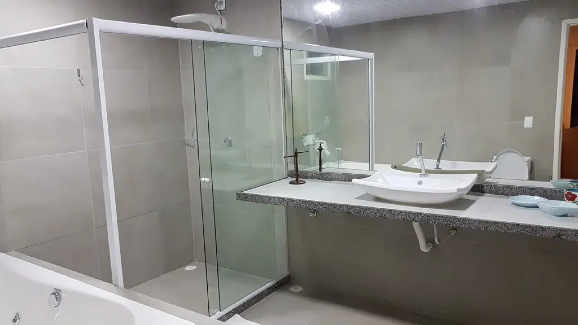 Pousada das Bromélias