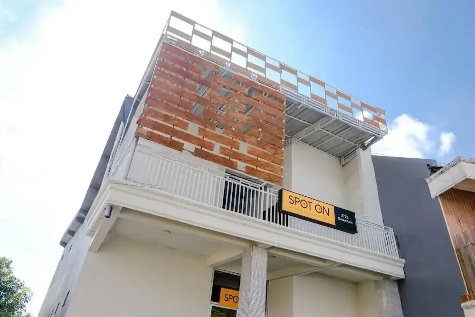 Gatsu Kost by OYO Rooms