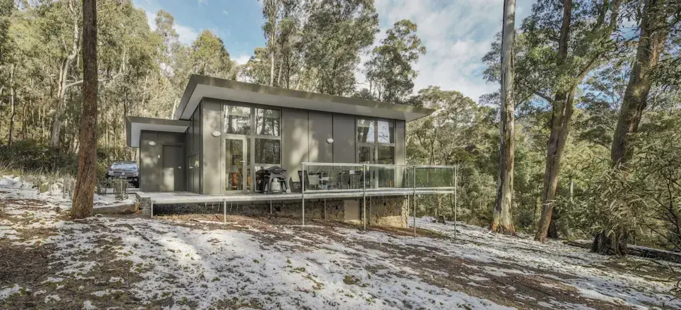 Yarrangobilly Caves House