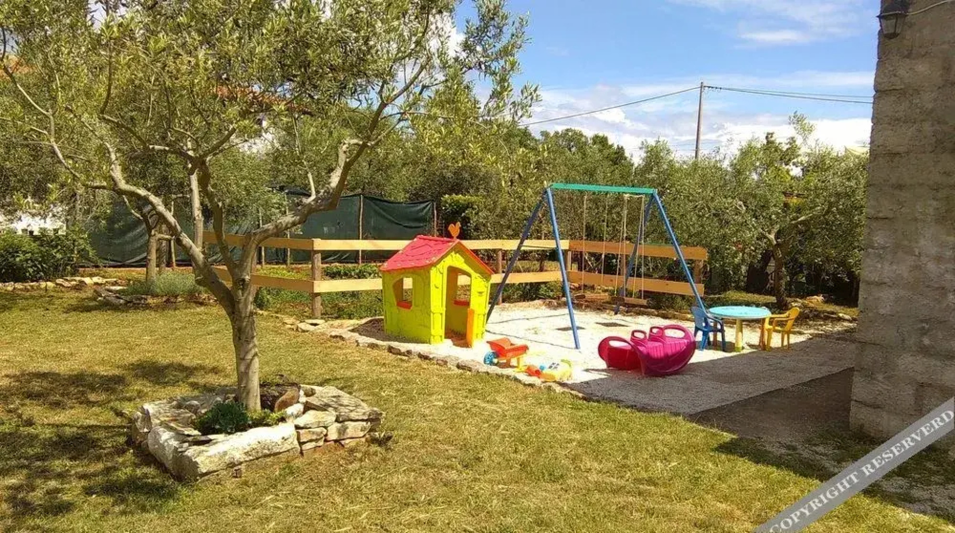 House With 2 Bedrooms in Krnica, With Enclosed Garden and Wifi Near the Beach