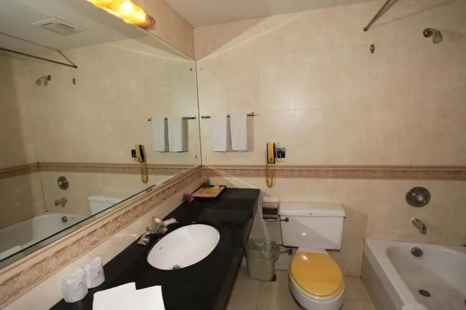 Datong Hong An International Hotel