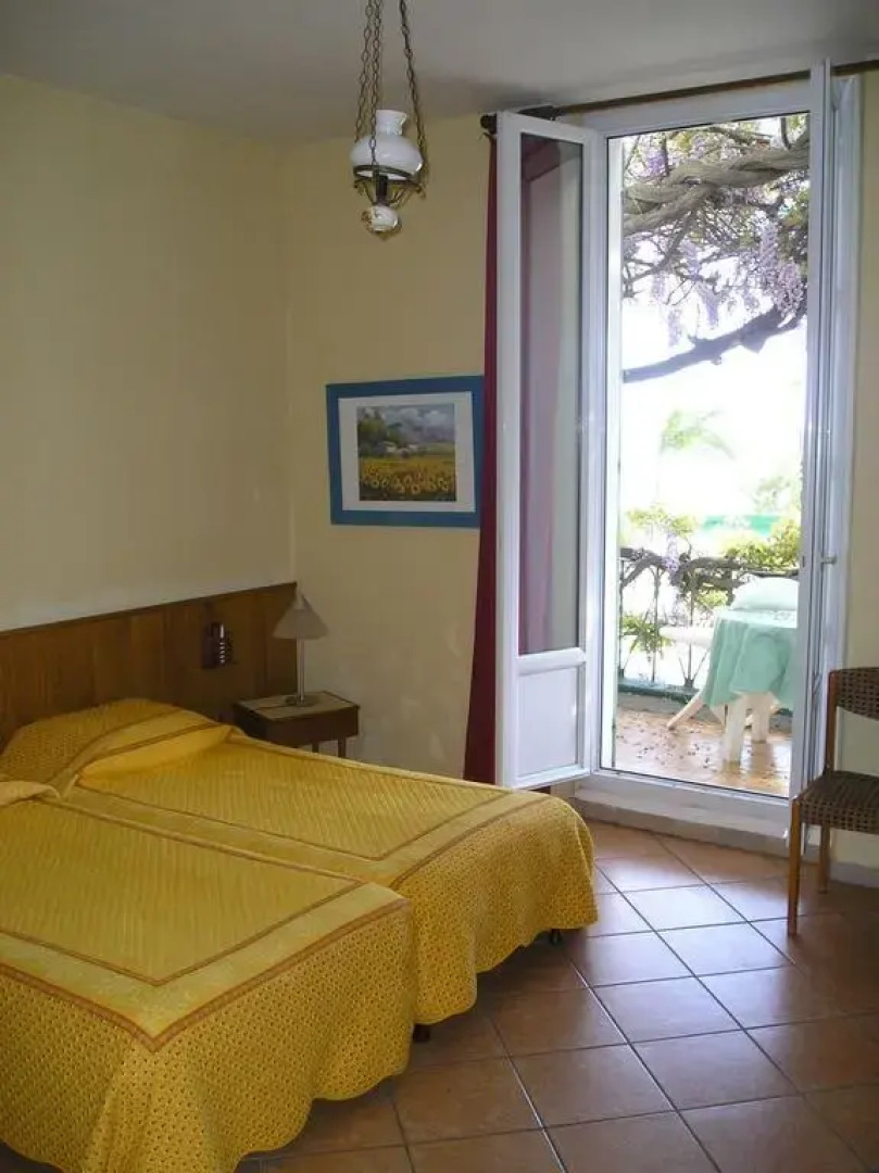 Hôtel L'ÎLOT FLEURI