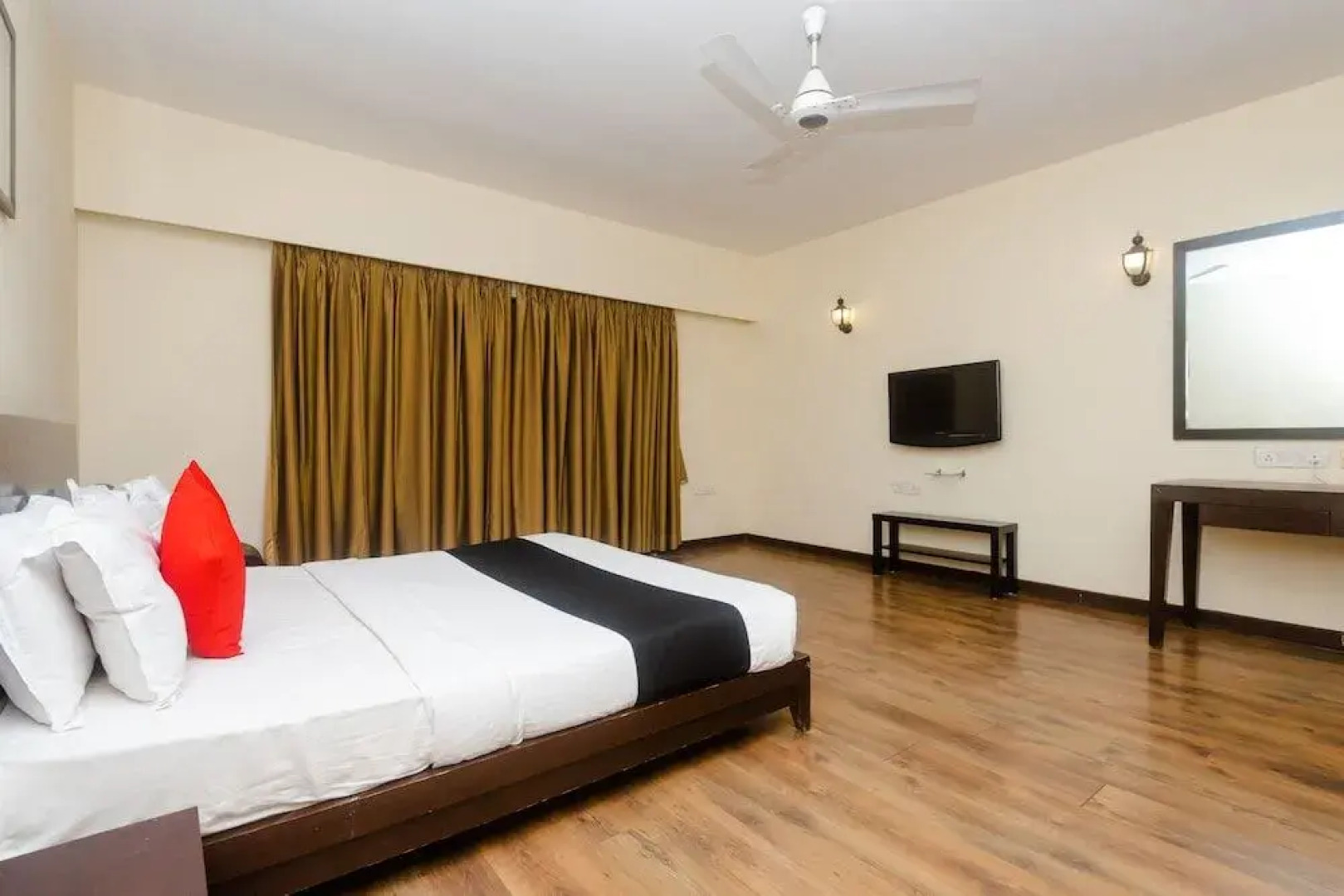 Capital O 35403 Discover Resorts