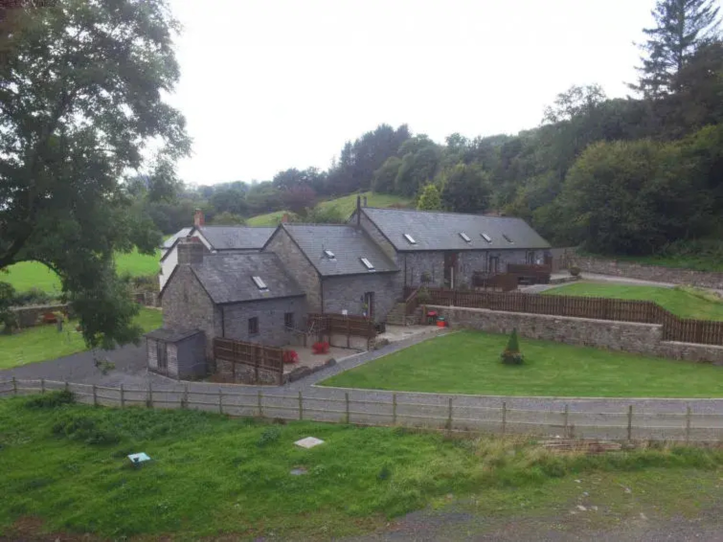 Holiday Home Bwthyn yr Onwydden