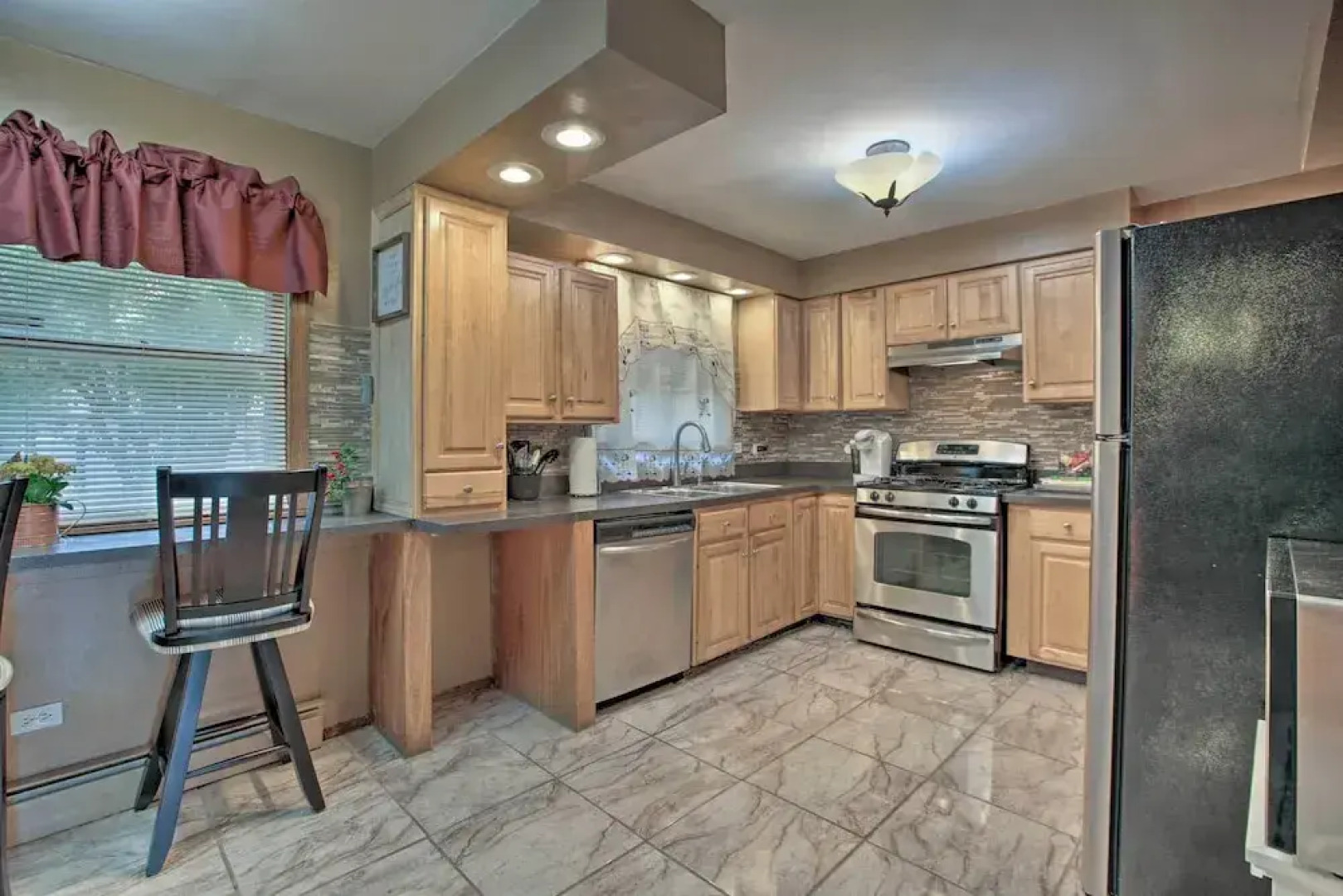 Home w/ Yard & Patio ~ 30 Mi to Downtown Chicago