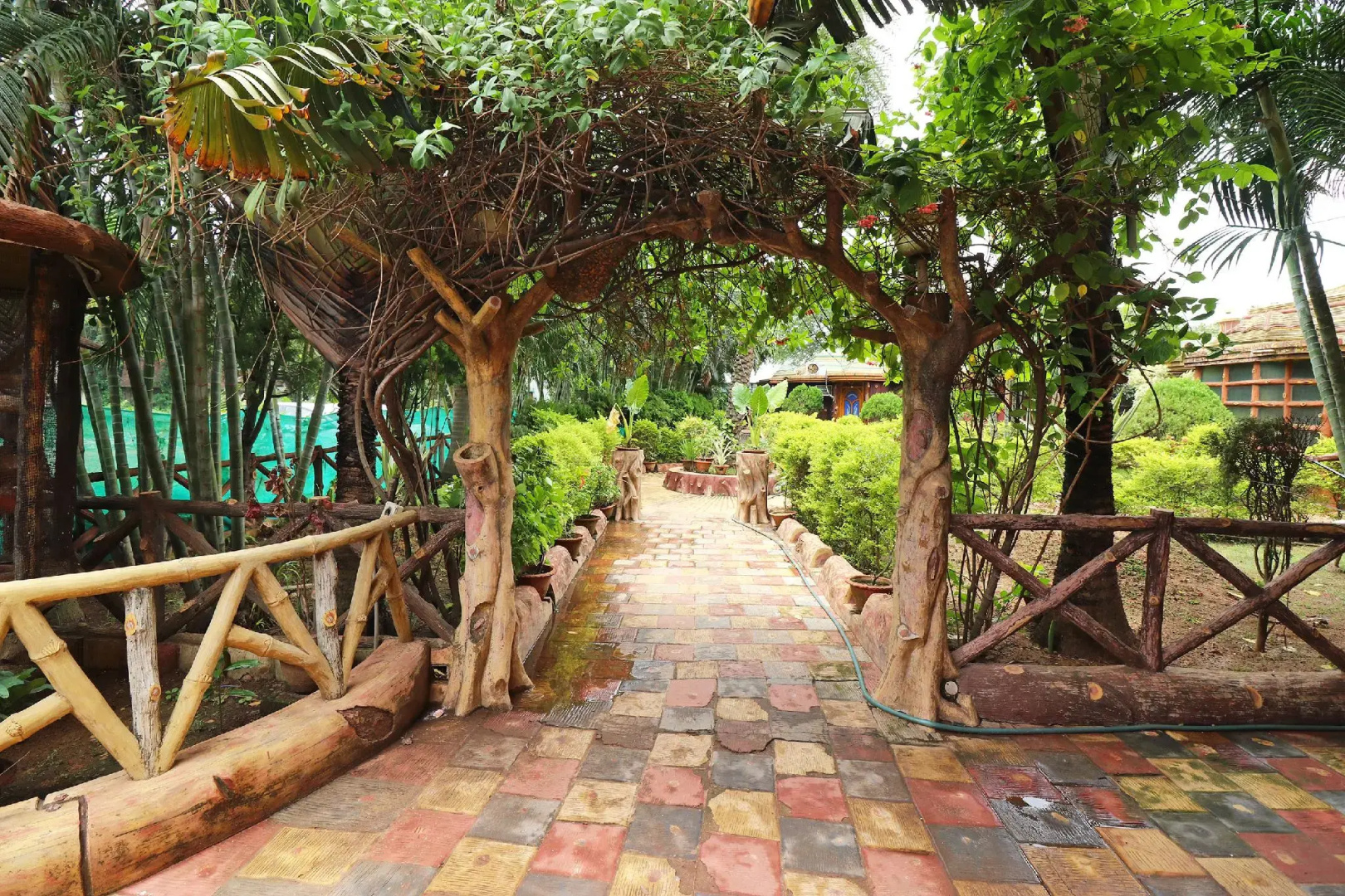 OYO 40457 Green Villa