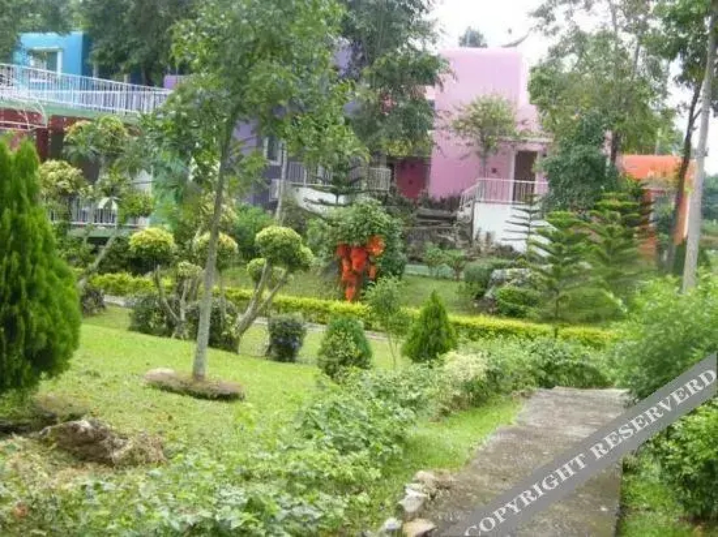 培福安姆度假酒店(Phuauem Resort)