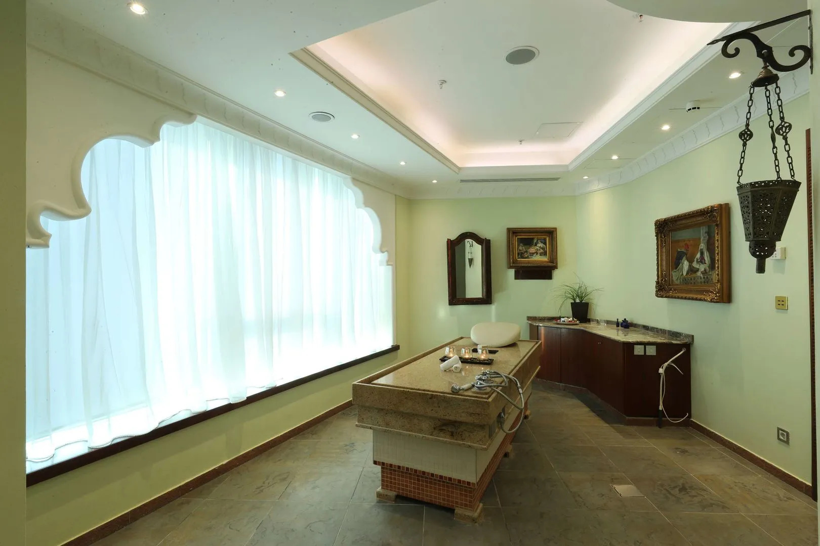 Al Habtoor Grand