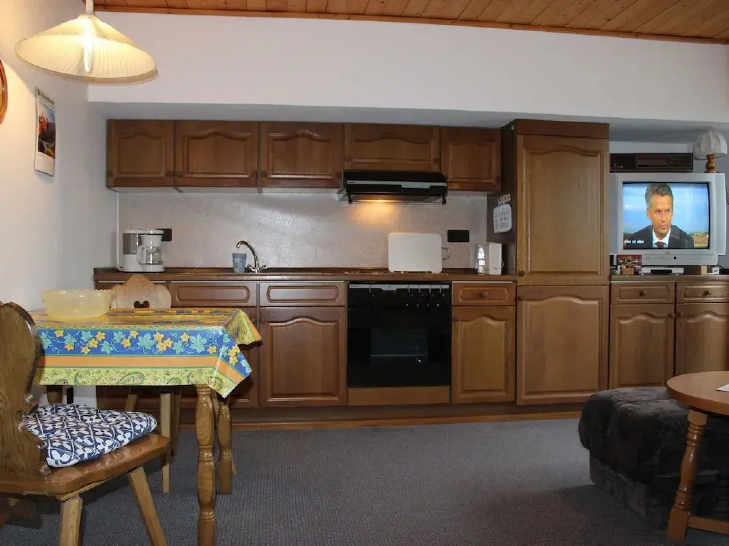 Idyllic Apartment with Balcony, Garden, Bbq, Fireplace