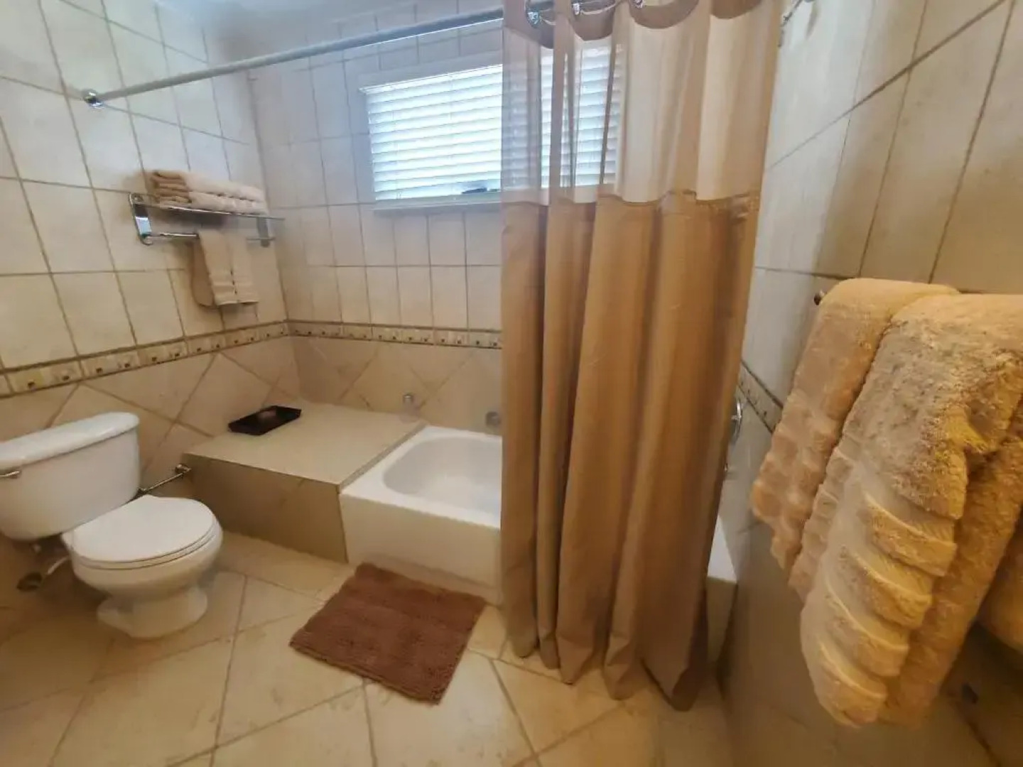 EliMar Bay View Studio