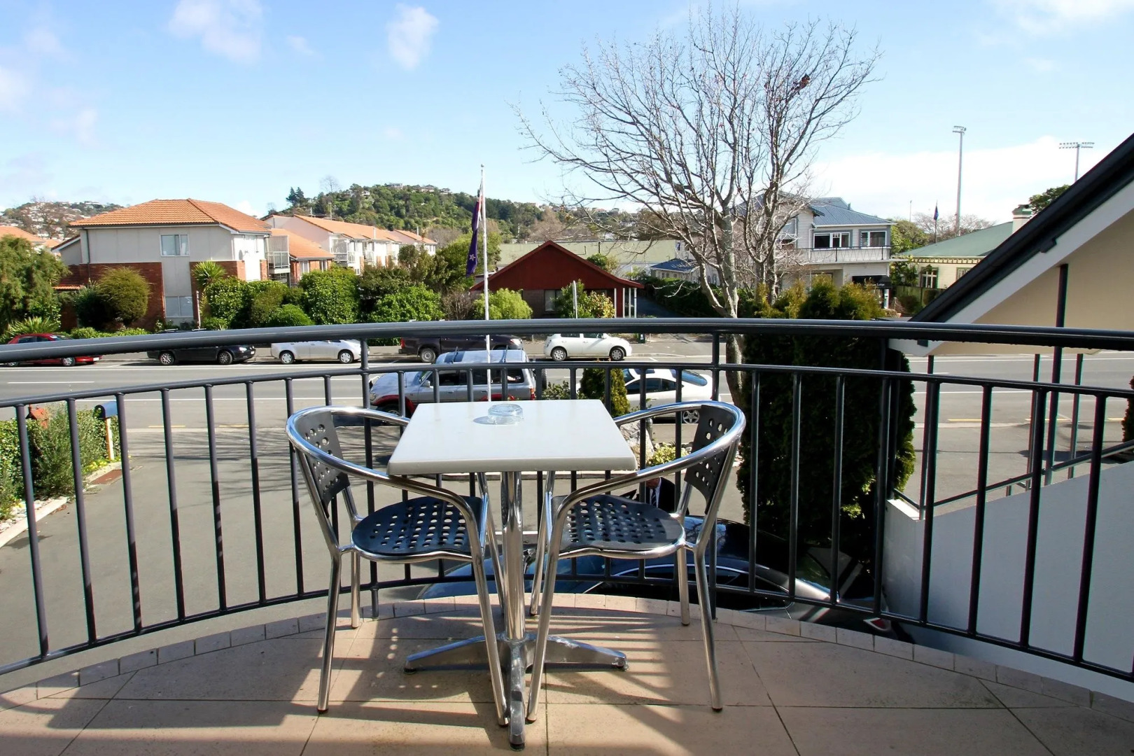 DeLorenzo's Studio Apartments