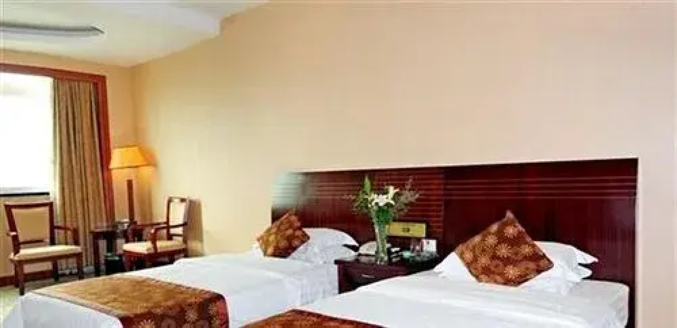 Wuyuan Qinghuawu International Hotel