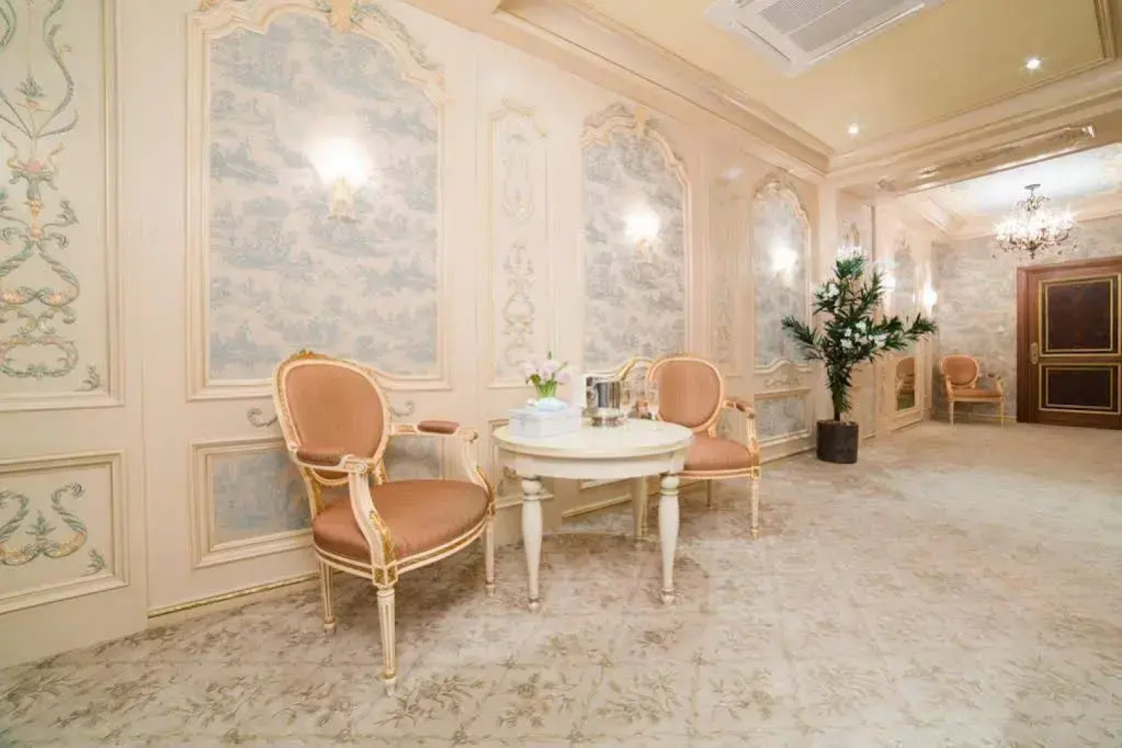 Royal Spa & Hotel Resort