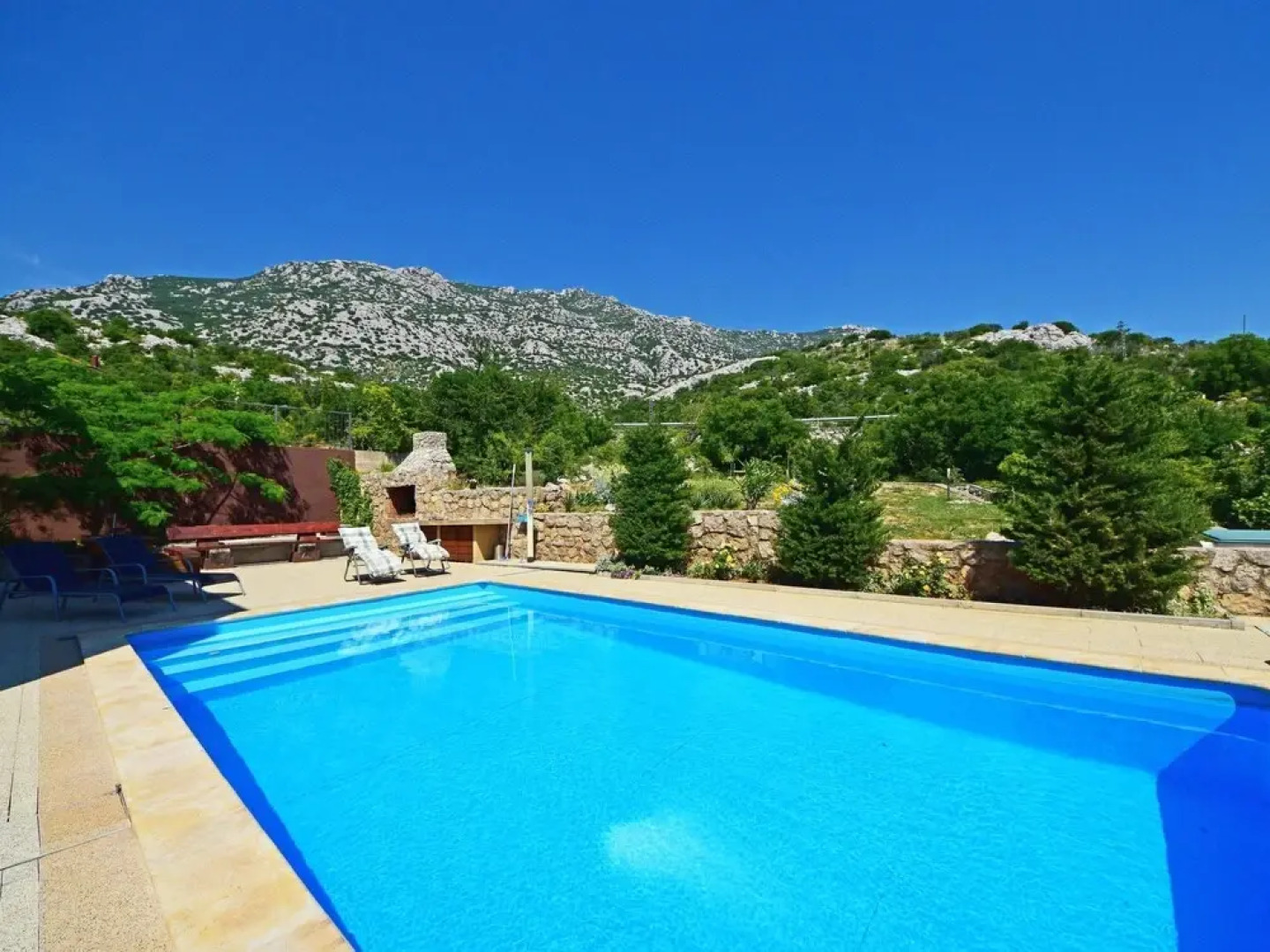 Sani Cesarica in Cesarica