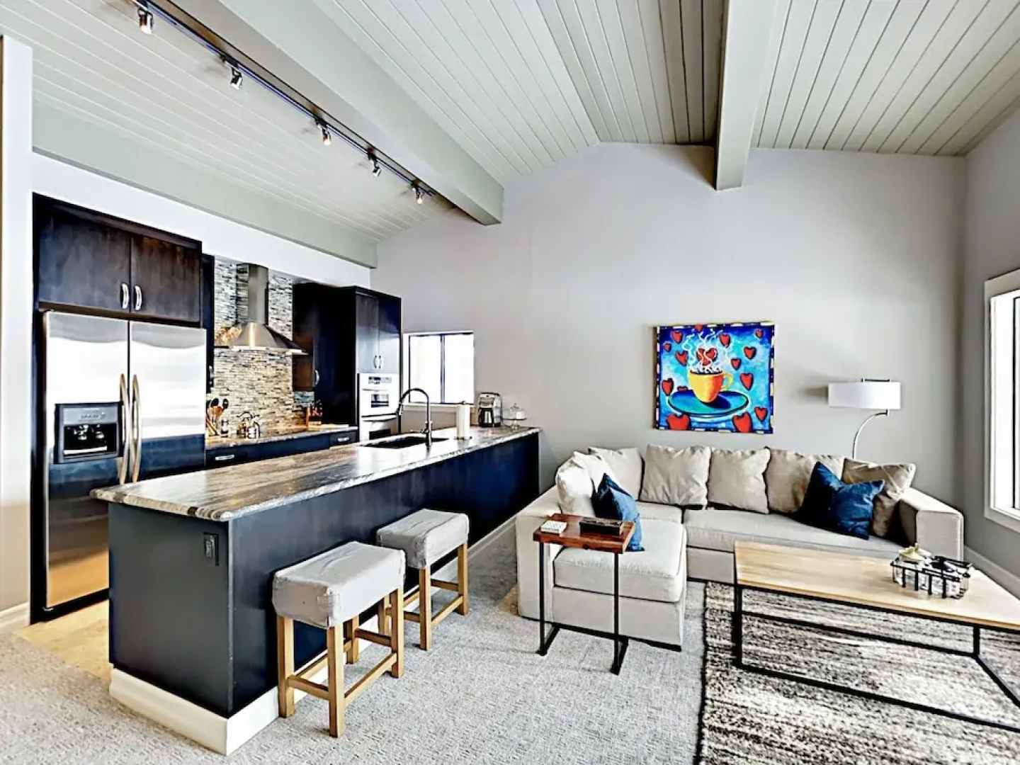 Updated Pinewild W/ Deck & On-site Tennis 3 Bedroom Condo