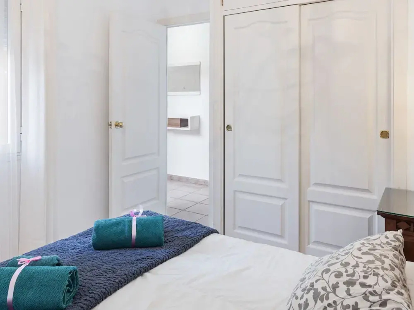 Sun-kissed Holiday Home in Islantilla With Swimming Pool