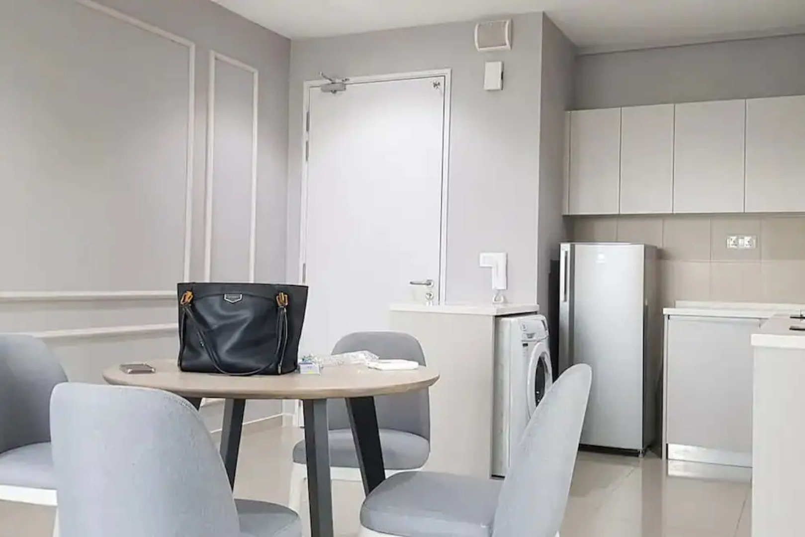 Hyde by EUZMO Residences @ i-City