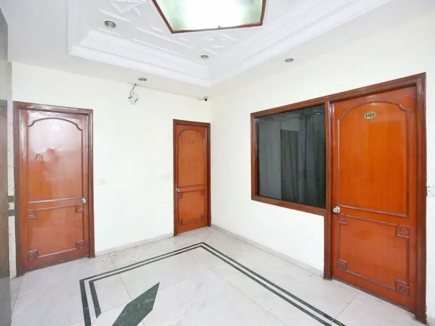 OYO 14324 Hotel towns pride