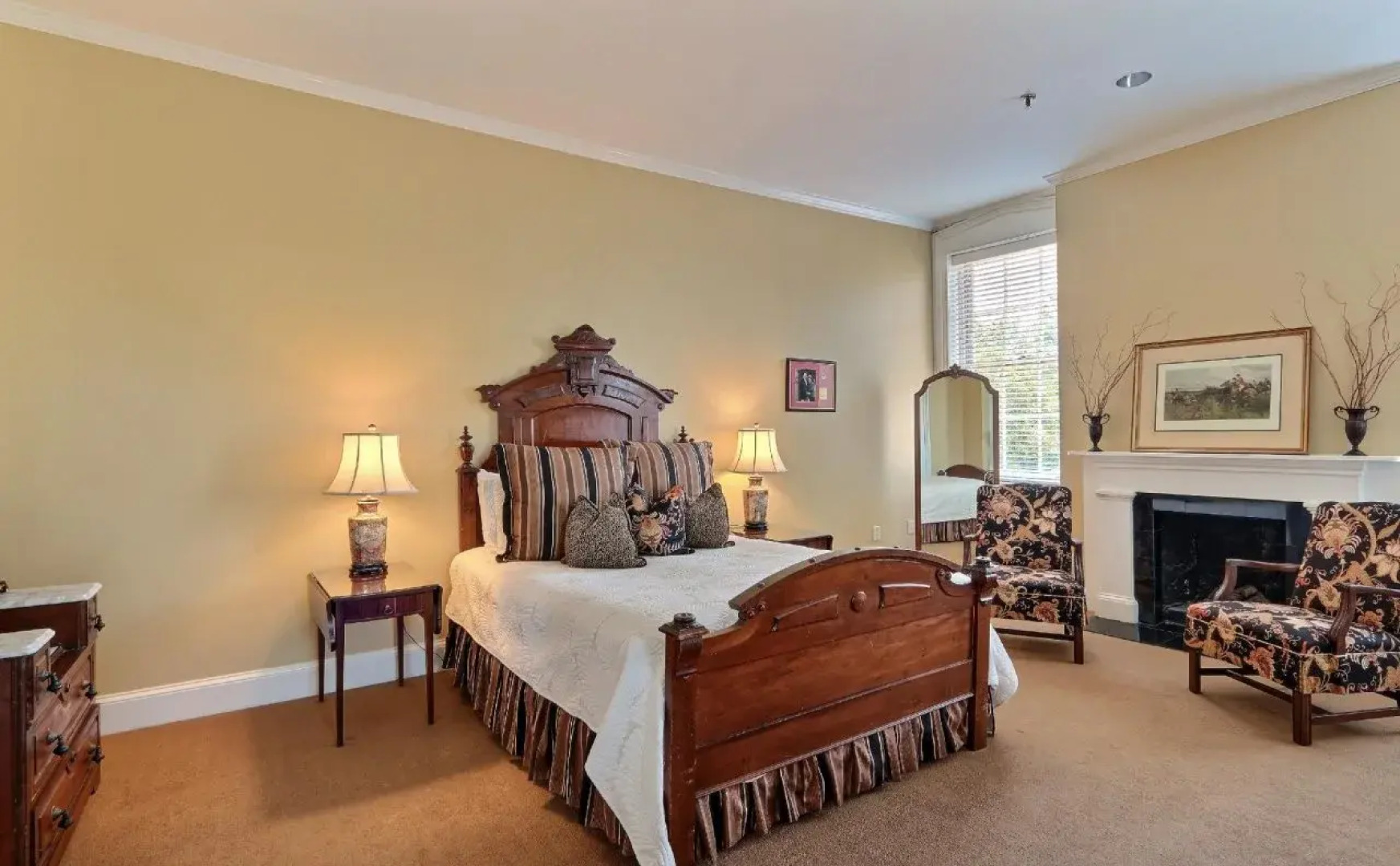 The Presidents Quarters Inn