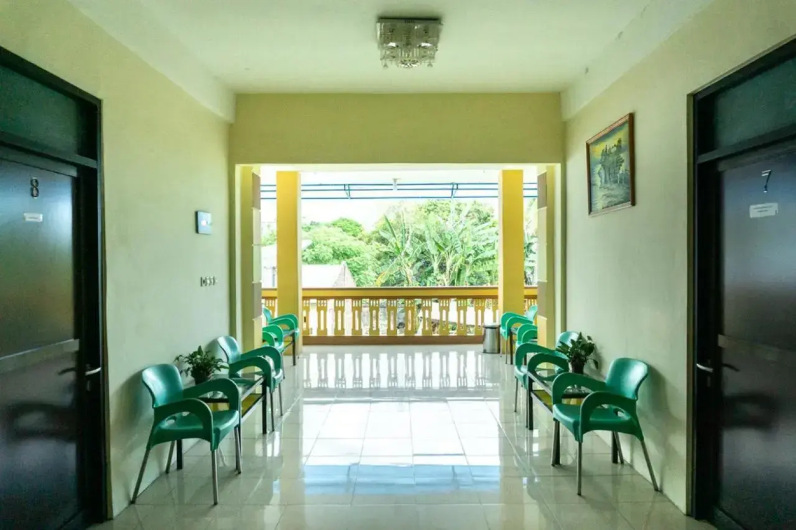 F Hostel Ende