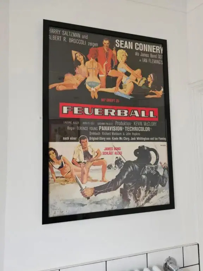 Southsea Royale James Bond 3 bed Cool Penthouse, seafront parking