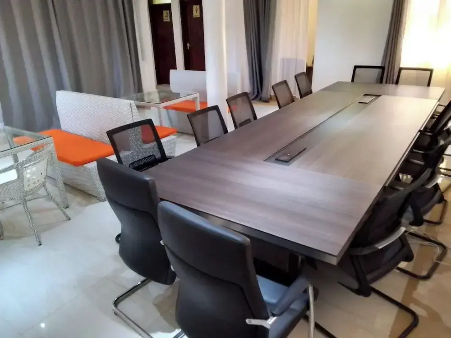 Dhe Jomels Hotel Siaya