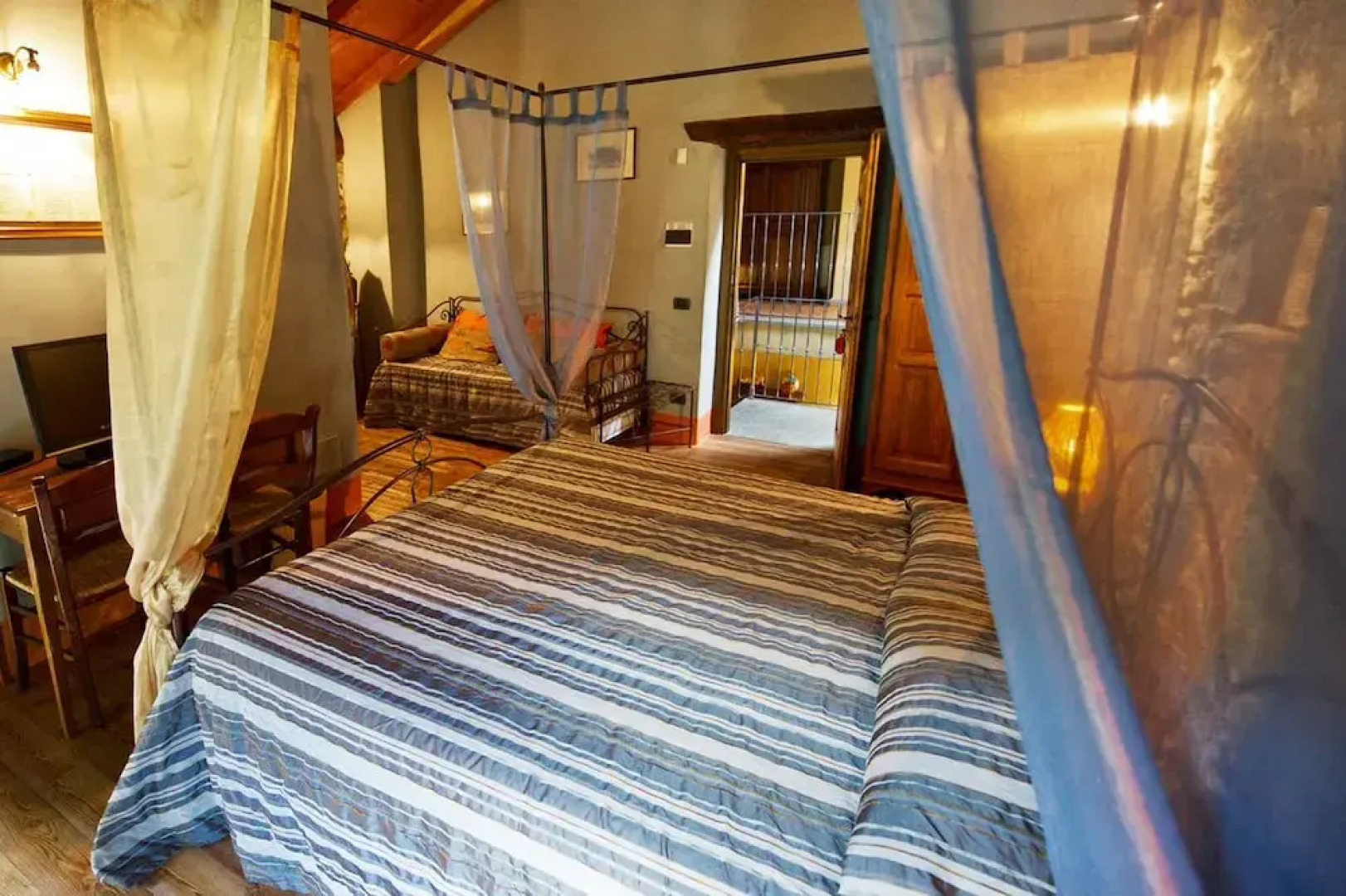 La Maison des Vignerons Chambres d'Hotes