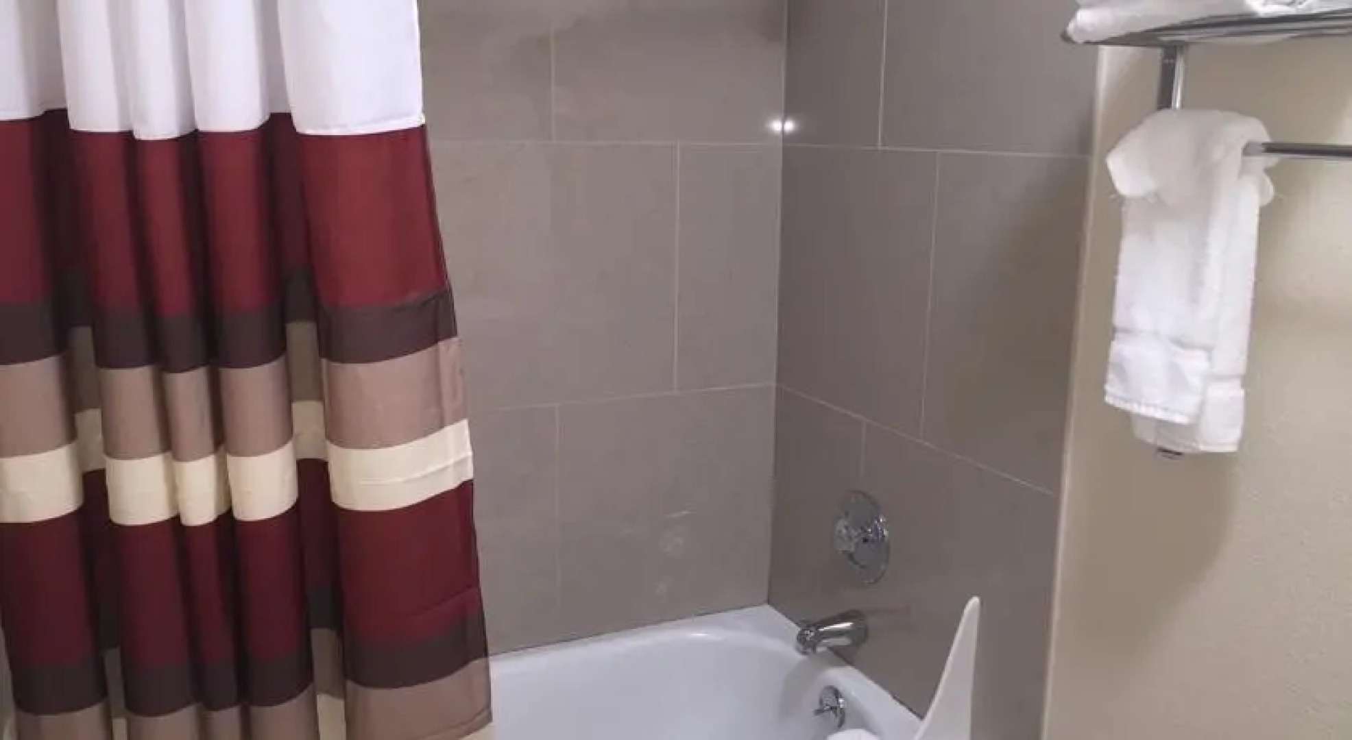 Travelodge Portland Airport