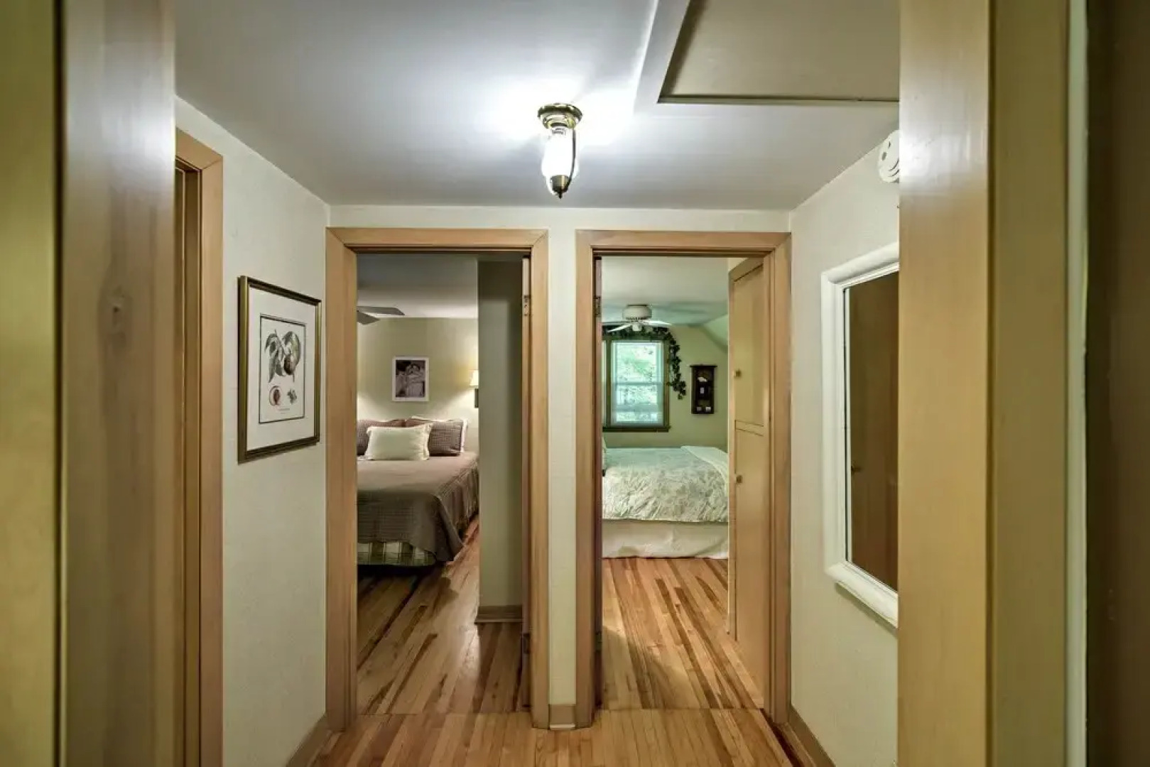 'the Carriage House:' Walk to Peninsula State Park