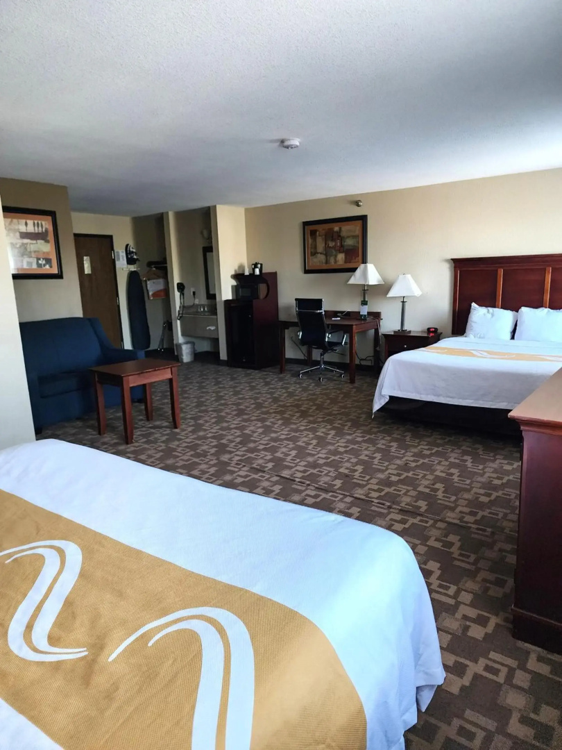Quality Inn I-70 at Wanamaker